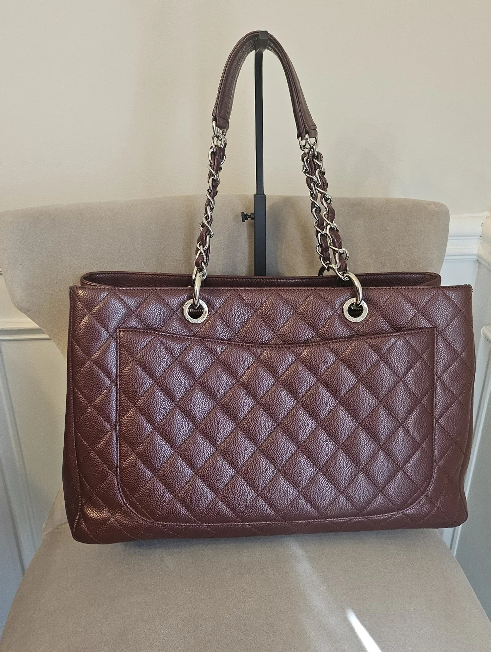 CHANEL GST XL Burgundy Caviar Leather Tote Silver HW Series 17 Discontinued - Picture 2 of 16